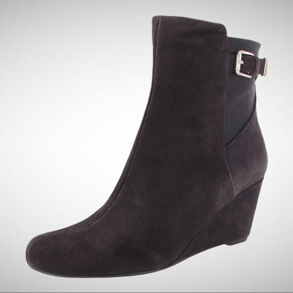 Isaac Mizrahi KAYLN Suede Wedge Bootie Size 8M - Picture 1 of 10